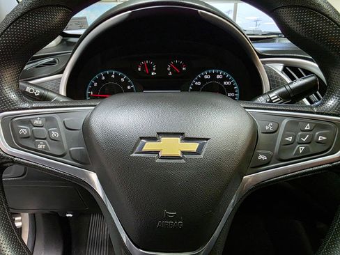 Used 2022 Chevrolet Malibu LT FWD image 27