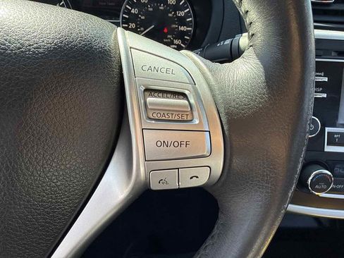 Used 2016 Nissan Altima 2.5 SV image 23