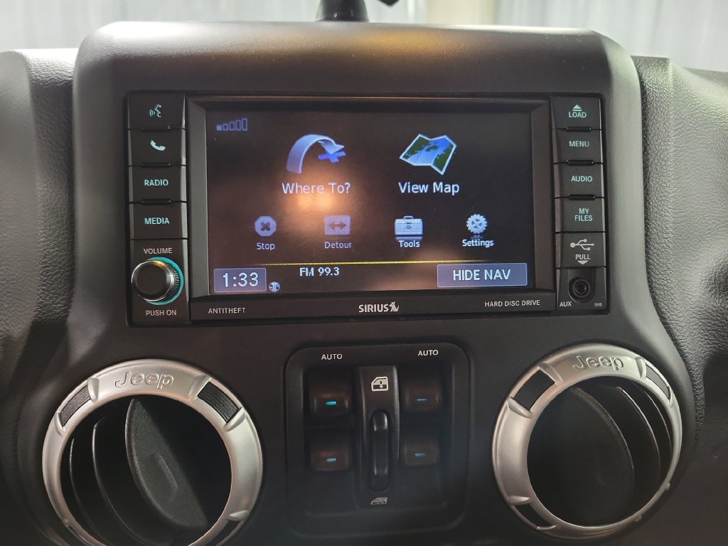 Used 2017 Jeep Wrangler Unlimited Rubicon w/ Cold Weather Group AWD/4WD image 20
