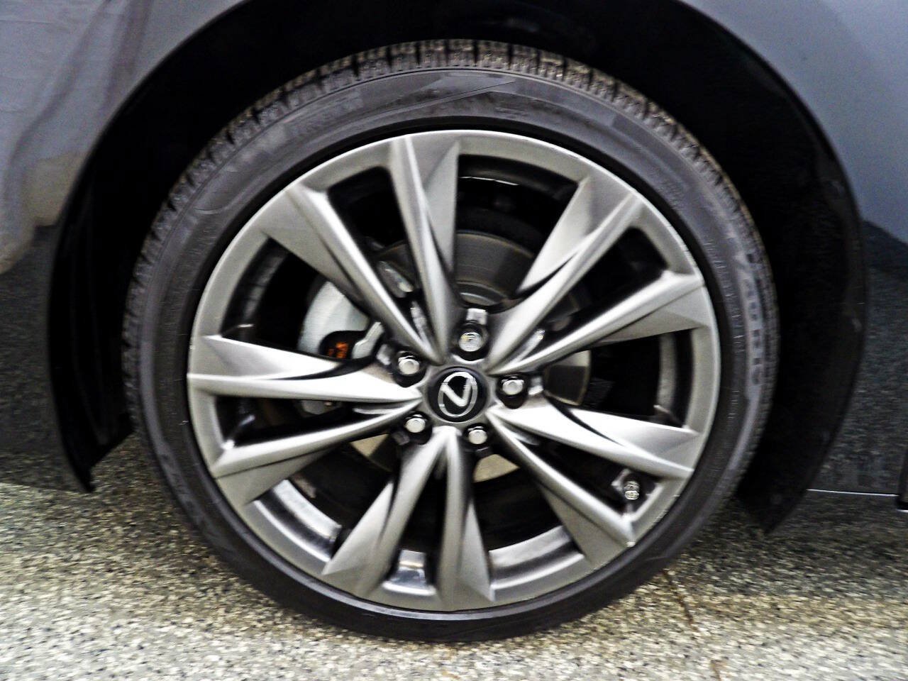 Used 2020 Lexus ES 350 F Sport w/ Accessory Package 2 FWD image 19