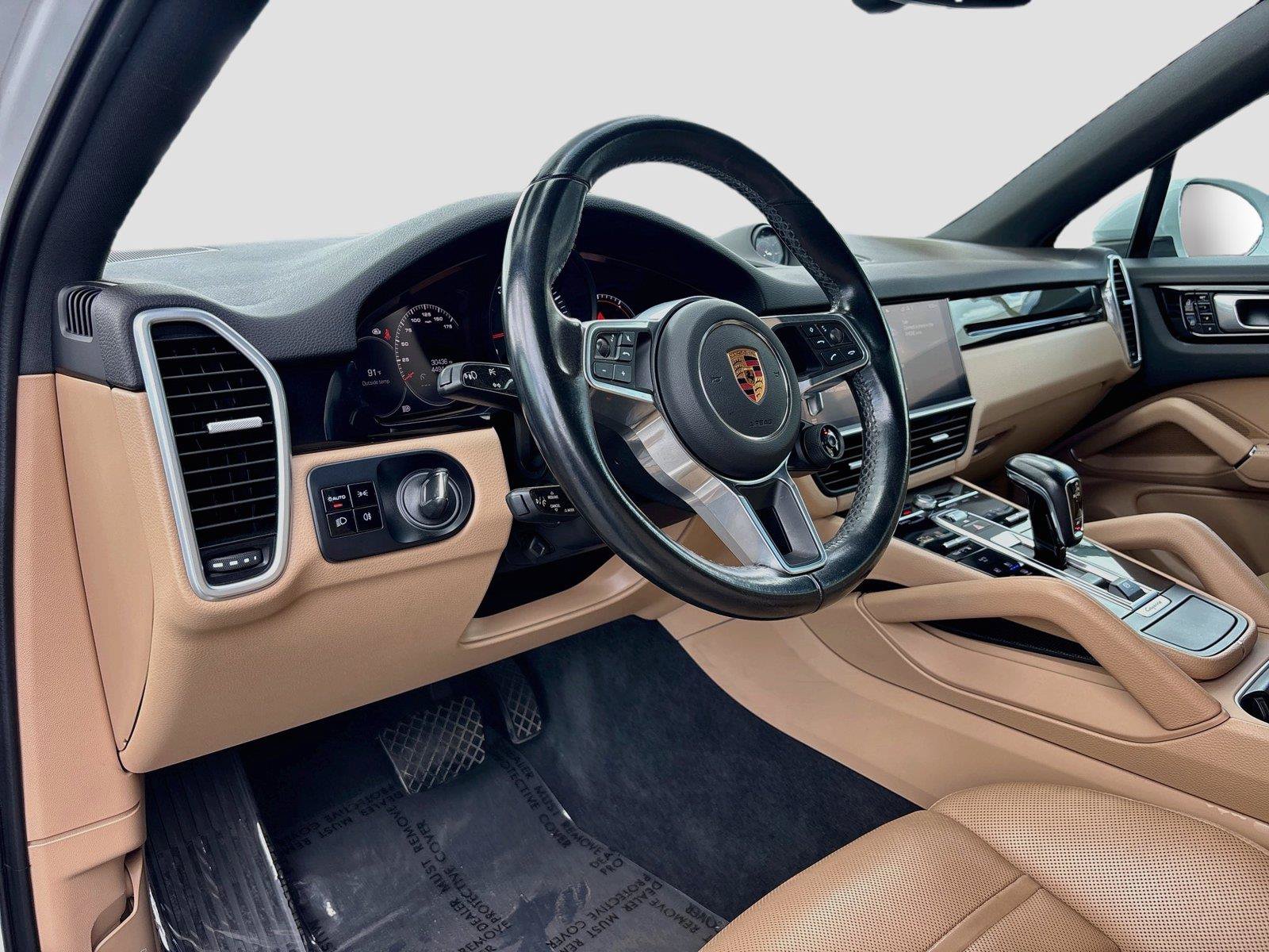 Used 2021 Porsche Cayenne Coupe AWD/4WD image 10