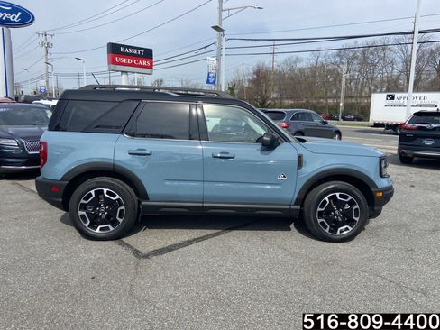 Used 2023 Ford Bronco Sport Outer Banks w/ Tech Package AWD/4WD image 4