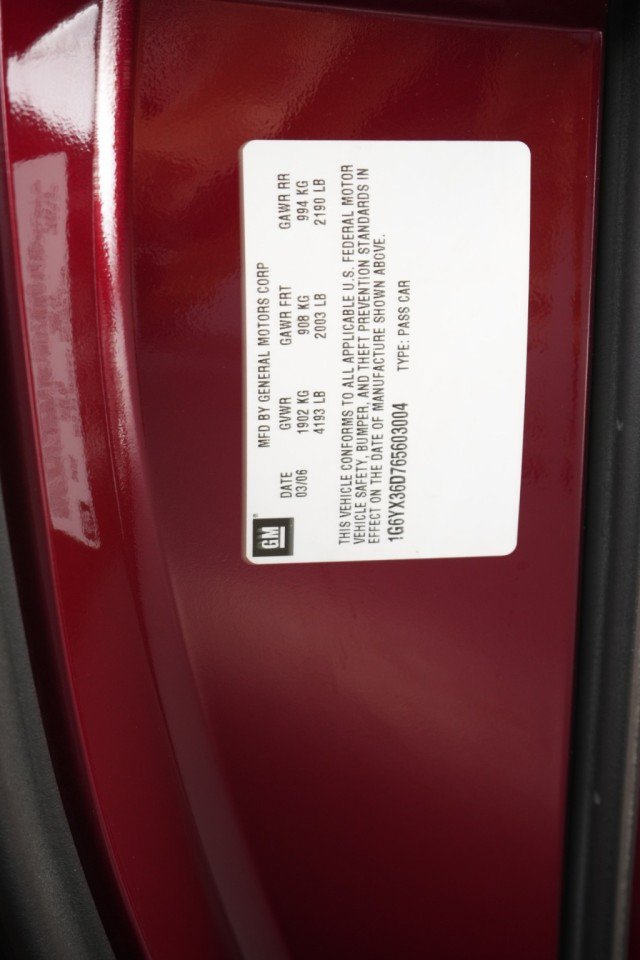Used 2006 Cadillac XLR V RWD image 29