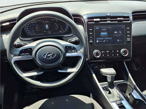 Certified 2023 Hyundai Tucson SEL FWD image 12