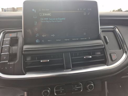 Used 2024 Chevrolet Tahoe LT image 9