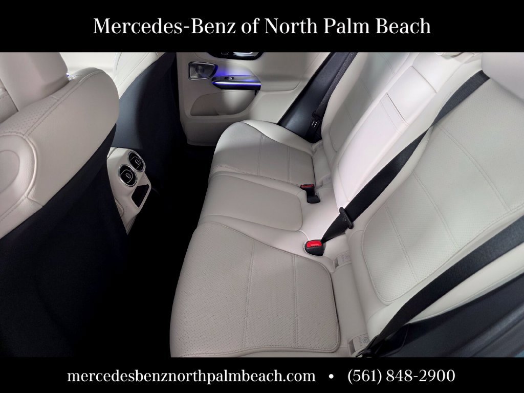 New 2027 Mercedes-Benz GLC 300 image 12