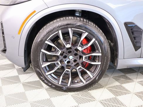 Used 2024 BMW X5 xDrive40i w/ M Sport Package image 19