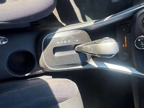 Used 2017 Chevrolet Trax LT image 5