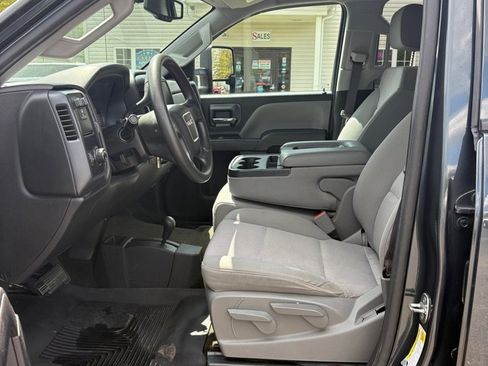 Used 2017 GMC Sierra 2500 4x4 Double Cab w/ Sierra Convenience Package image 10