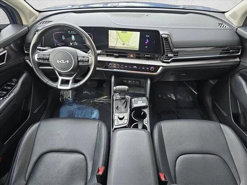 Used 2023 Kia Sportage EX image 9