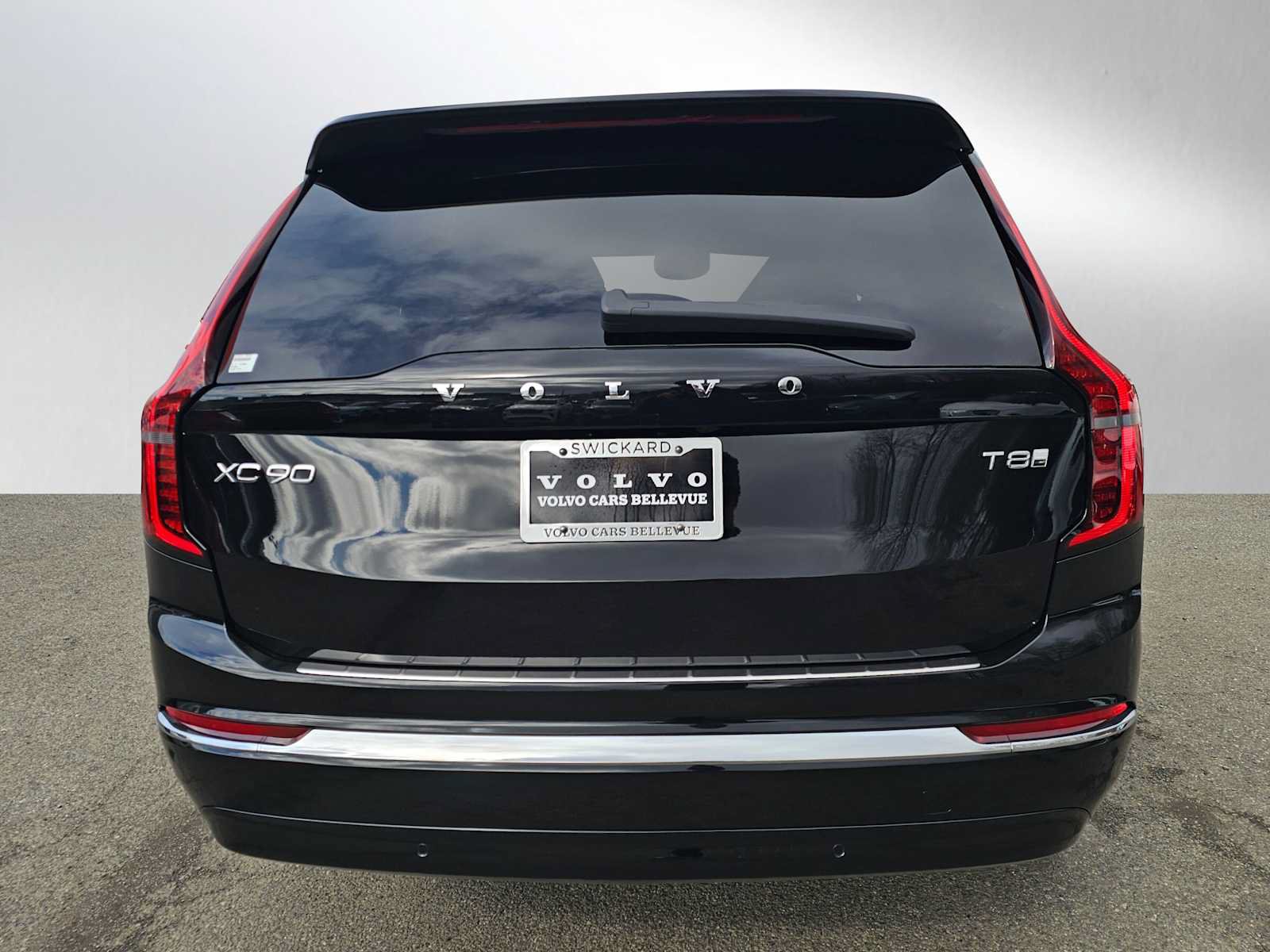 New 2026 Volvo XC90 T8 Plus w/ Protection Package AWD/4WD image 6