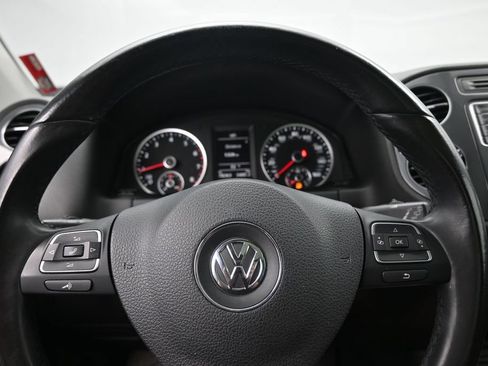 Used 2017 Volkswagen Tiguan Wolfsburg Edition FWD image 14
