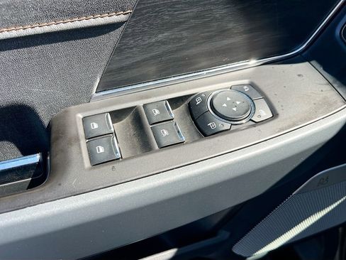 Used 2024 Ford F150 Lariat w/ FX4 Off-Road Package AWD/4WD image 18