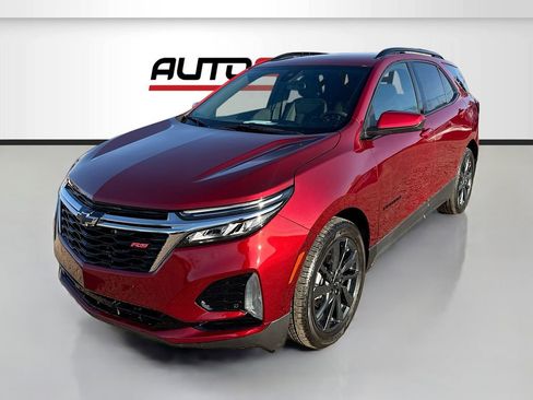 Used 2024 Chevrolet Equinox RS w/ LPO, Floor Liner Package image 3