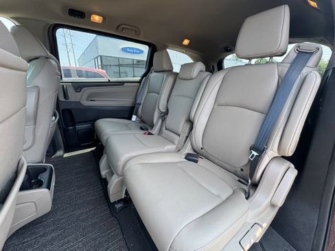 Used 2021 Honda Odyssey Touring image 13