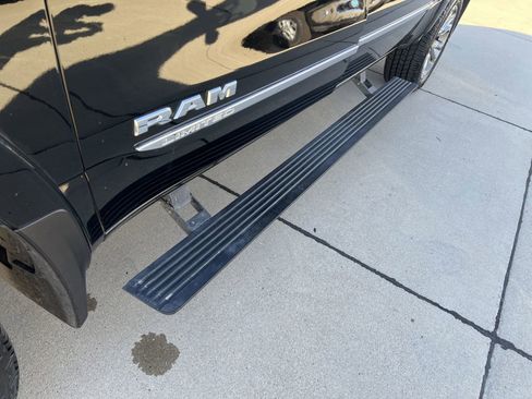 Used 2022 RAM 1500 Limited image 35