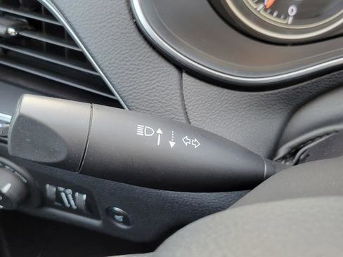 Used 2019 Jeep Cherokee Trailhawk image 15