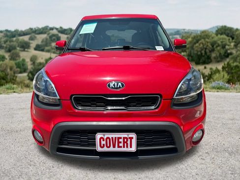 Used 2013 Kia Soul + w/ Audio Pkg FWD image 2