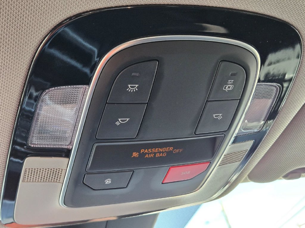 Certified 2023 Hyundai Santa Fe SEL FWD image 31