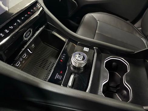 New 2026 Jeep Grand Cherokee L Limited AWD/4WD image 18