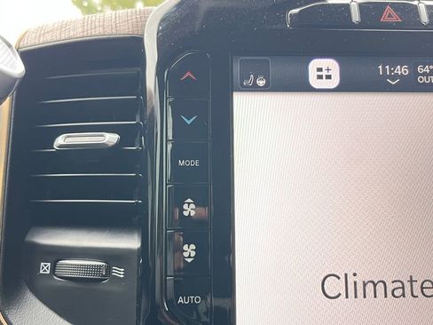 Used 2023 RAM 3500 Limited image 4