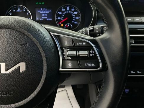 Used 2022 Kia Seltos S FWD image 13