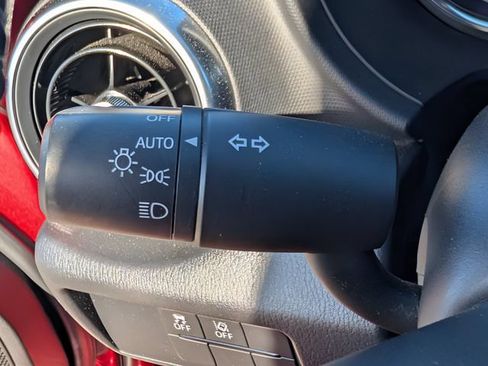 Used 2023 MAZDA MX-5 Miata Grand Touring RWD image 23