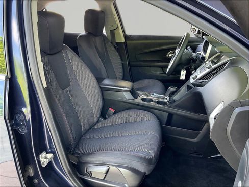 Used 2017 Chevrolet Equinox LT FWD image 29