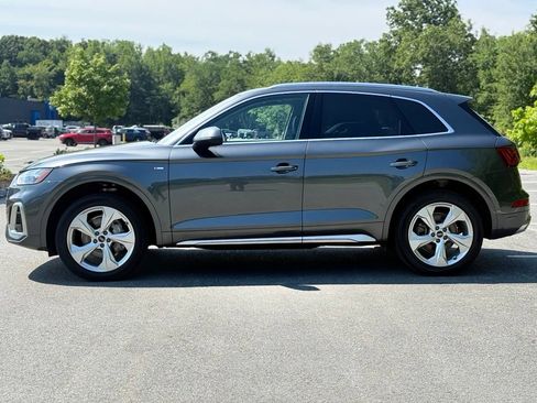 Used 2023 Audi Q5 2.0T Premium Plus w/ Premium Plus Package AWD/4WD image 3