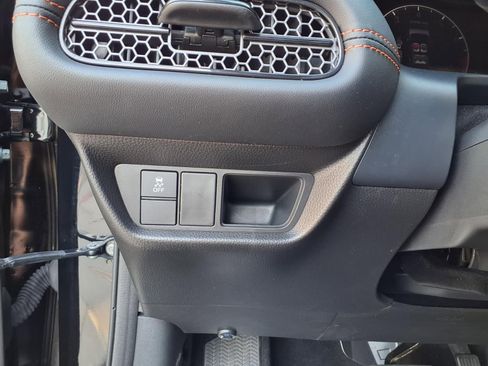 Used 2023 Honda HR-V Sport image 14