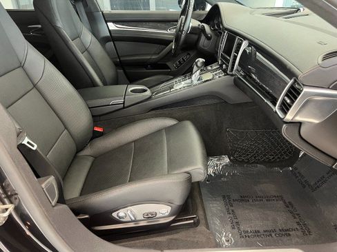Used 2013 Porsche Panamera 4 image 14
