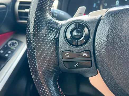 Used 2016 Lexus IS 300 AWD image 18
