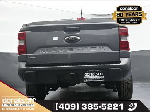 Used 2024 Ford Maverick Lariat w/ Black Appearance Package FWD image 16