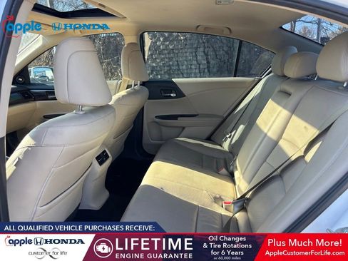 Used 2016 Honda Accord EX-L image 5