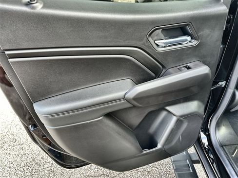 New 2026 GMC Canyon Elevation w/ Convenience Package image 15