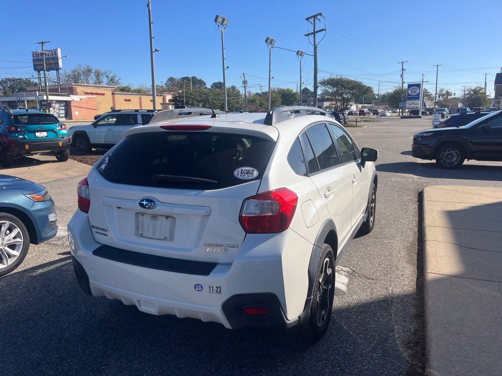 Used 2017 Subaru Crosstrek 2.0i Premium w/ Popular Package #2 AWD/4WD image 4