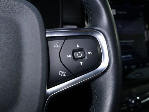 Used 2022 Volvo C40 P8 Recharge Ultimate image 27