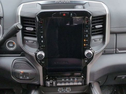 New 2026 RAM 2500 Tradesman AWD/4WD image 16