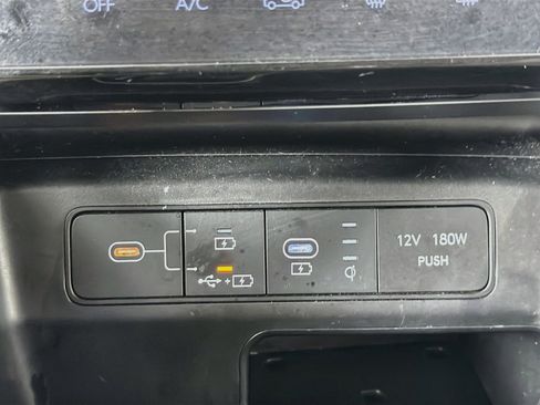 Used 2025 Hyundai Tucson SEL FWD image 26