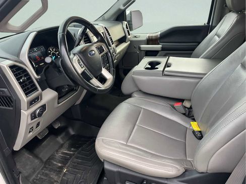 Used 2019 Ford F150 Lariat image 24