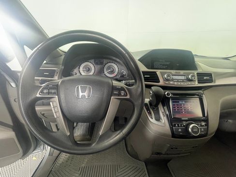 Used 2016 Honda Odyssey SE image 15