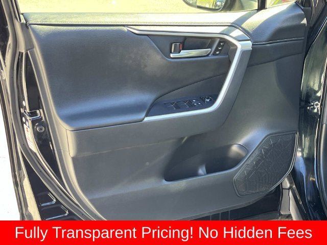 Used 2020 Toyota RAV4 Limited AWD/4WD image 24