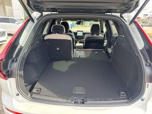 New 2026 Volvo XC60 B5 Plus image 10