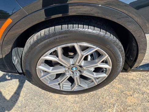 Used 2020 BMW X7 xDrive40i w/ Premium Package AWD/4WD image 24