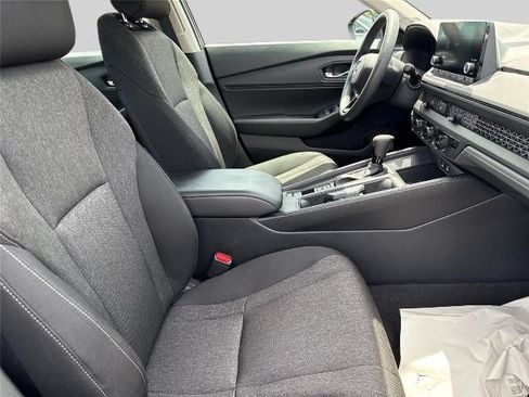 Used 2024 Honda Accord EX image 25