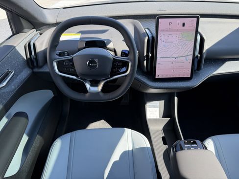 New 2026 Volvo EX30 Ultra image 12