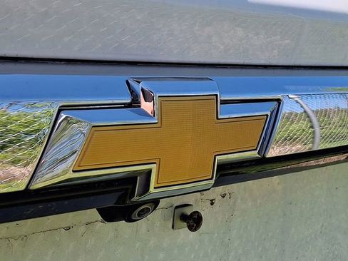 Used 2023 Chevrolet Traverse LT AWD/4WD image 11