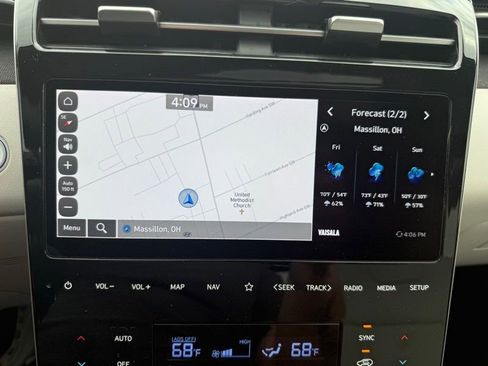 Used 2024 Hyundai Tucson SEL w/ Convenience Package image 12