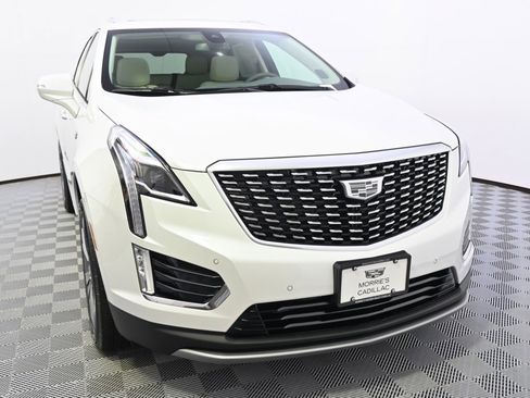 New 2025 Cadillac XT5 Premium Luxury w/ LPO, Floor Liner Package image 9