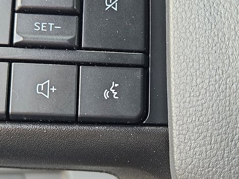 Used 2024 Ford F250 XLT w/ FX4 Off-Road Package image 27